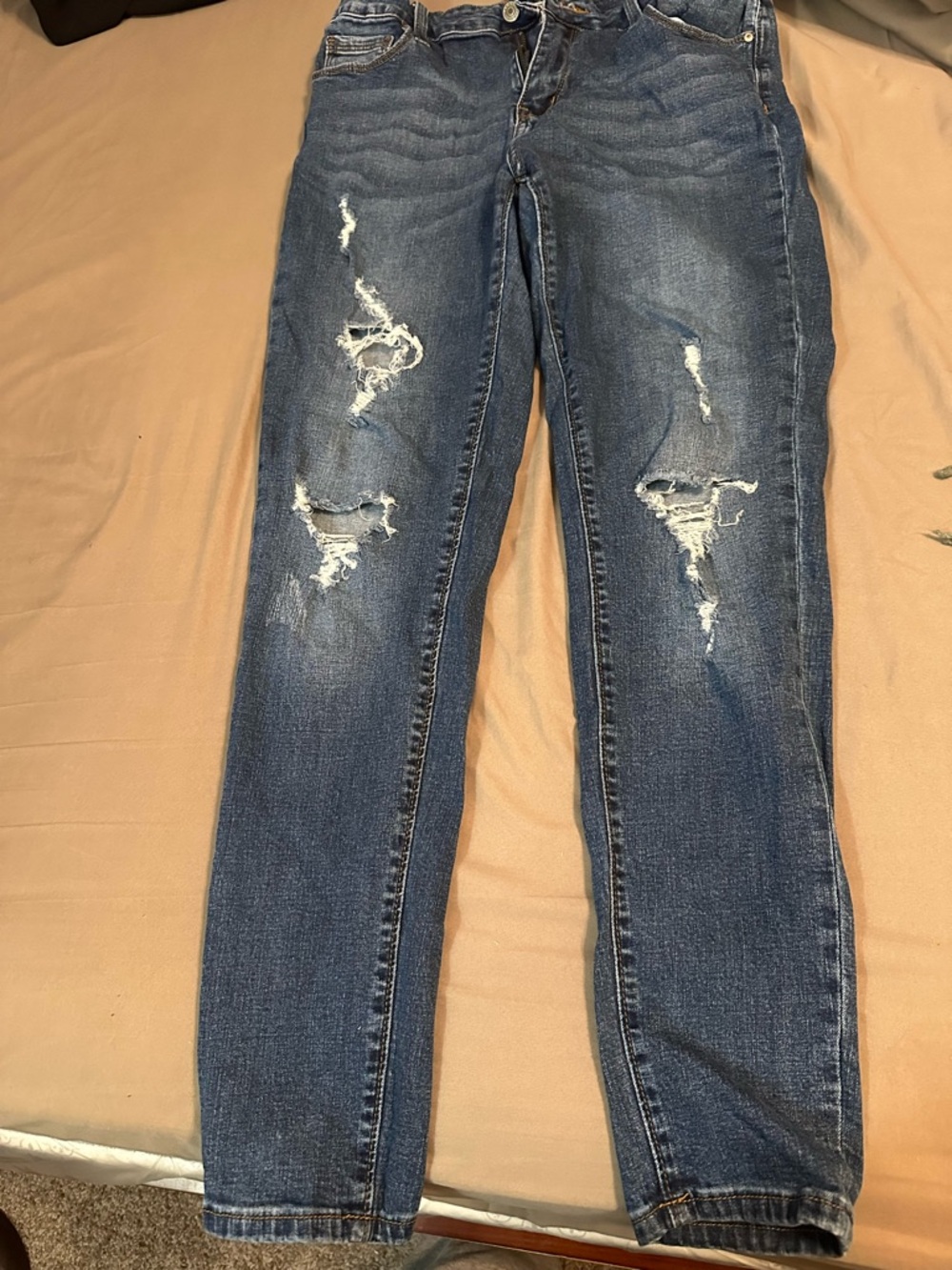 Women's Distressed Blue Jeans - Casual Slim Fit